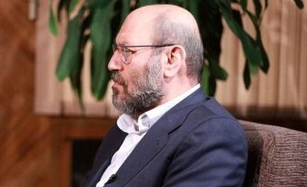 عکس مجری حسین دهقان