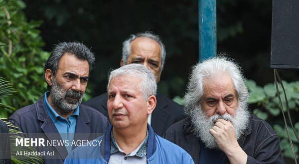 عکسی از رضا حداد