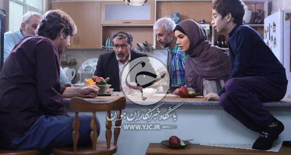 عکس جعفر در سریال لیسانسه ها