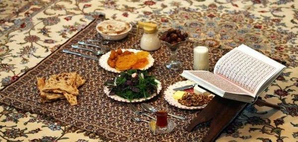 عکس ساده سفره افطار