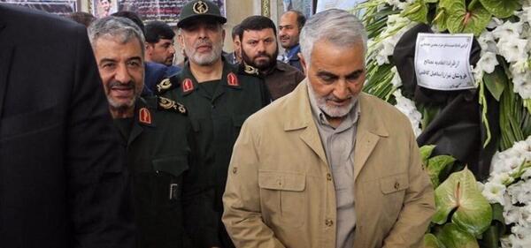 عکس شهید حججی با سردار سلیمانی