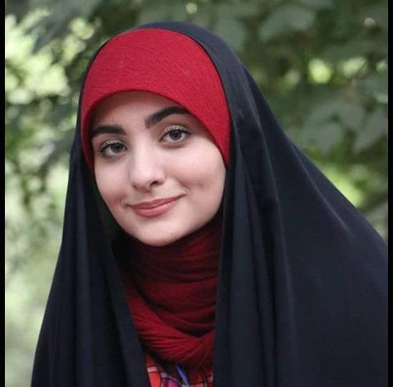 عکس مجری سیمای خانواده