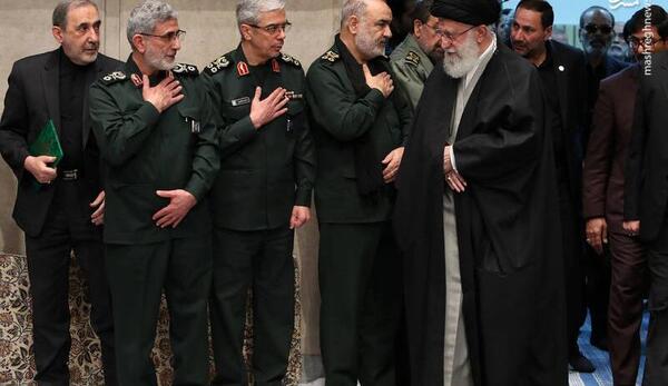 عکس حاج قاسم و خامنه ای
