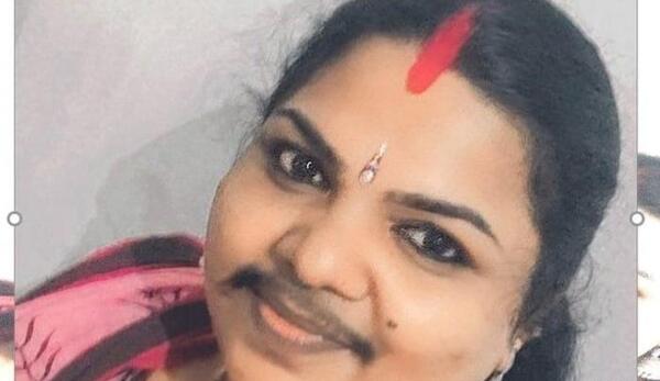 عکس زن سیبیلو