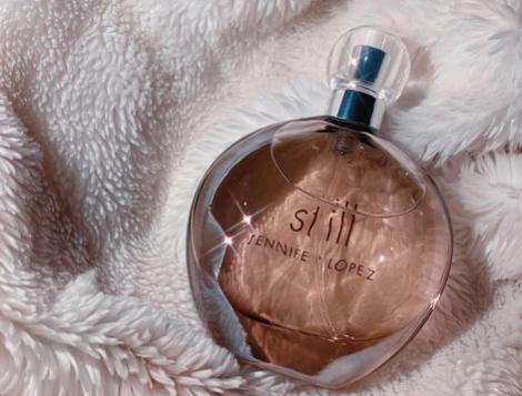 عکس عطر جنیفر لوپز