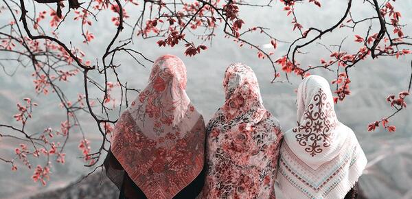 عکس شال و روسری برای لوگو