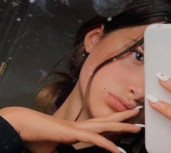 ژست عکس سلفی زیبا