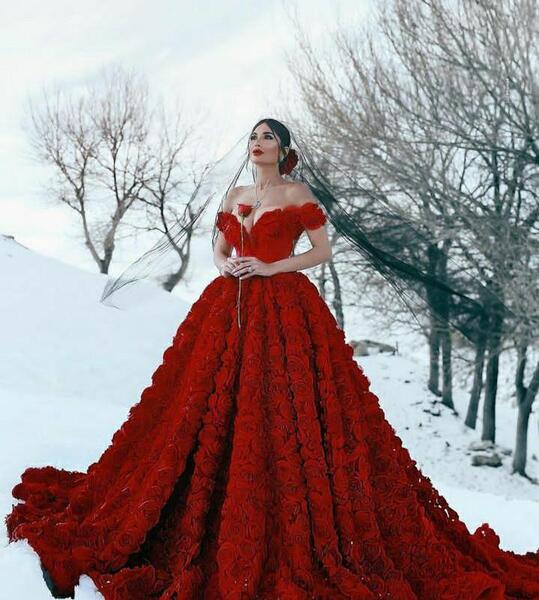 عکس لباس یلدایی عروس