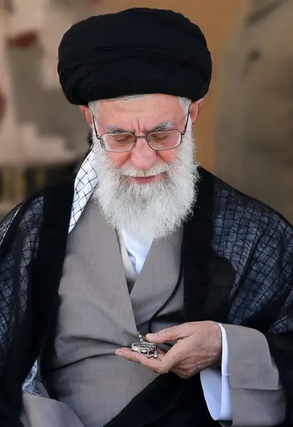 عکس چفیه رهبر