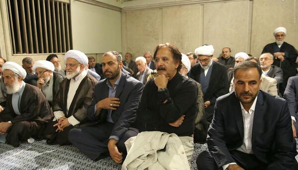 عکس چفیه رهبر