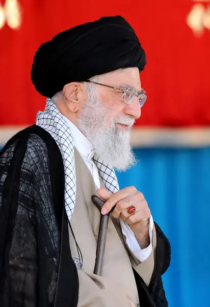 عکس چفیه رهبر