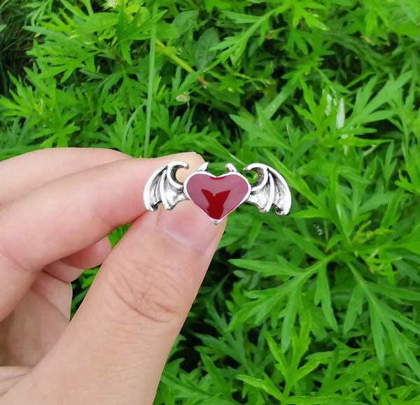 عکس انگشتر چاقو