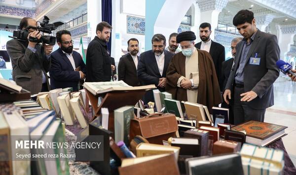 عکس تصاویر نمایشگاه قرآنی