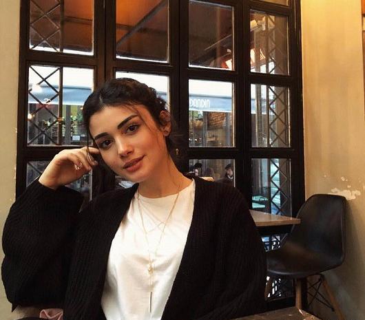 عکسهای جدید اوزگه یاگیز