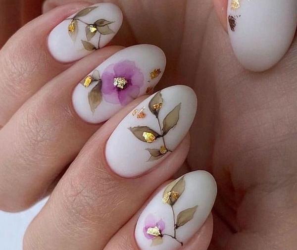 عکس طراحی ناخن اکلیلی