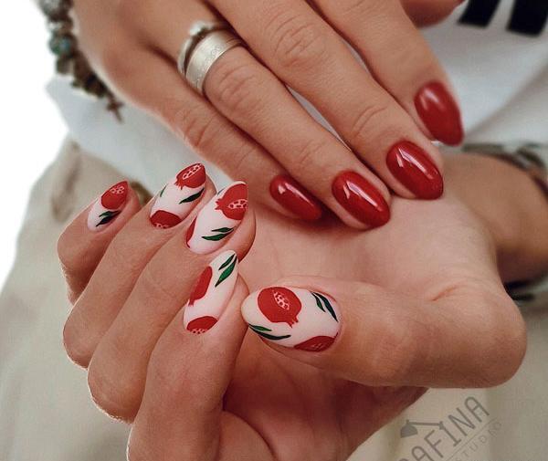 عکس طراحی ناخن اکلیلی
