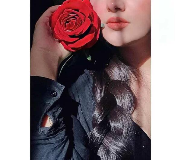 عکس لب شاخ