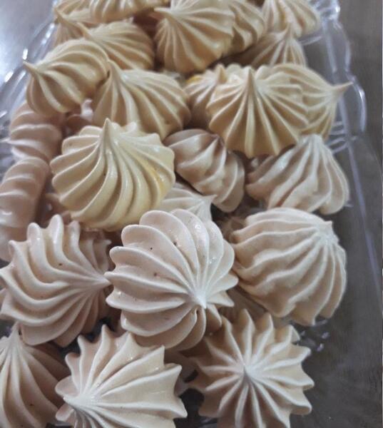 عکس شیرینی گردویی پفکی