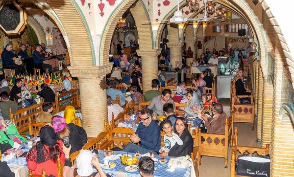 عکس رستوران عالی قاپو