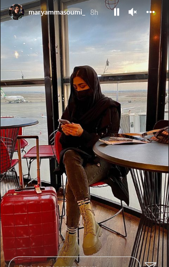 عکس چمدان در فرودگاه