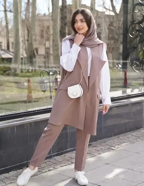 عکس مدل سارافون ژورنال