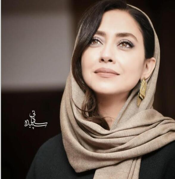 عکس بهاره کیان افشار و مادرش