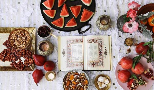 عکس شب یلدا لری