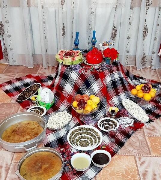 عکس شب یلدا لری