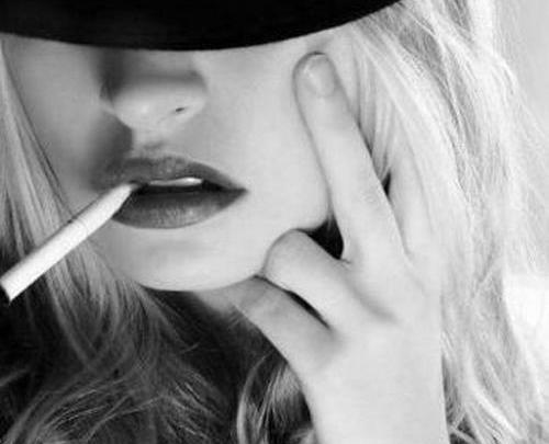عکس پروفایل دخترونه شاخ سیگاری
