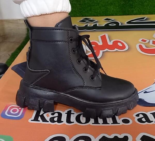 عکس کفش دخترانه پوتین