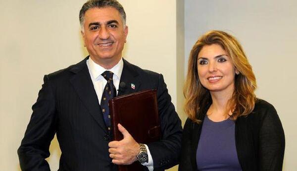 عکسهای یاسمین پهلوی با مربی یوگا
