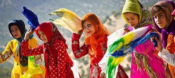عکس ماهگرد با لباس