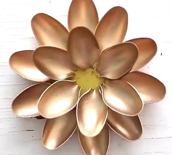 عکس ایده هفت سین با وسایل دور ریختنی