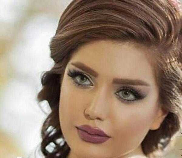 عکس ییلدیز با گریم و آرایش