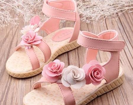 عکس کفش دخترانه برای عید