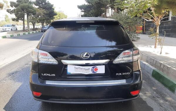 عکس هیوندا لکسوس