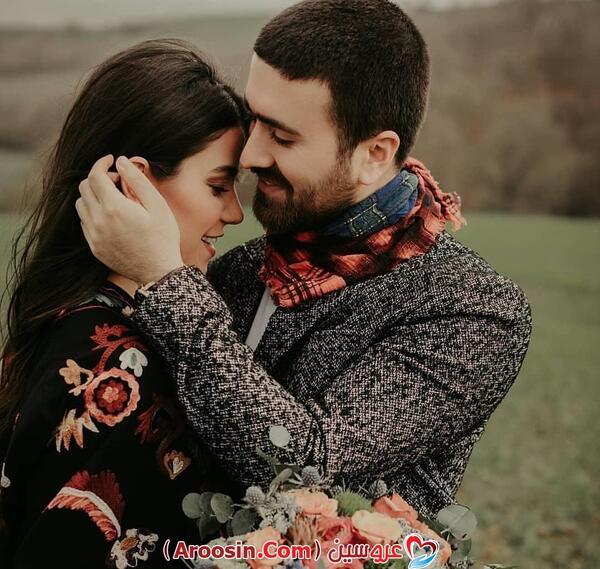 ژست عکس دو نفره برای آتلیه