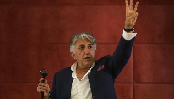 عکس رضا کیانیان حراجی