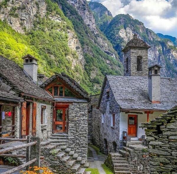 عکس کلبه آکواریوم