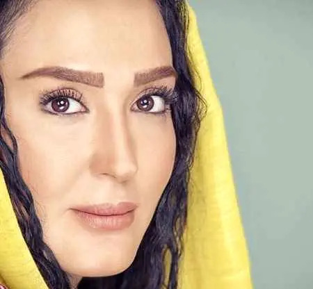 عکس زهره فکور صبور با مادرش