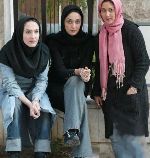 عکس زهره فکور صبور با مادرش