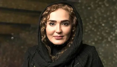 عکس زهره فکور صبور با مادرش