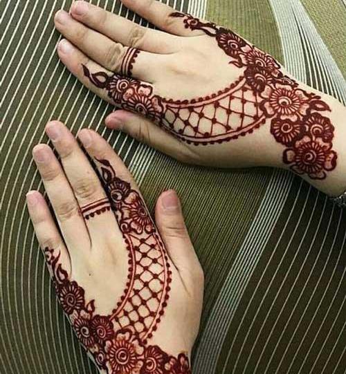 عکس دست حنای عروس