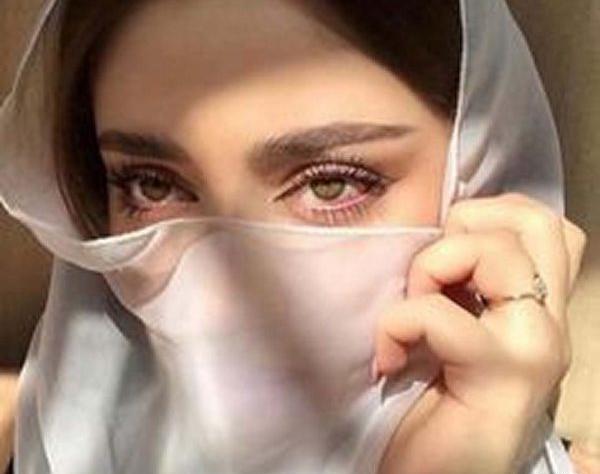 عکس دختر فیک با ماسک