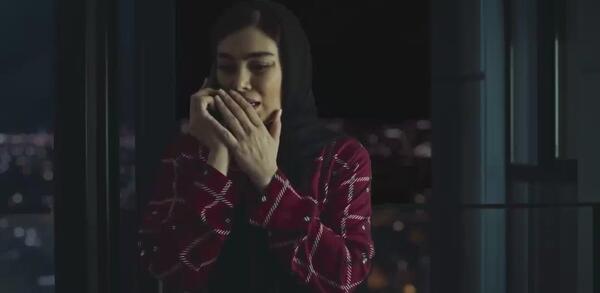 عکس بی ام و در فیلم نیسان آبی