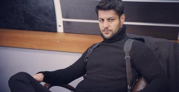 عکس نیسان و سینان در عشق اورژانسی