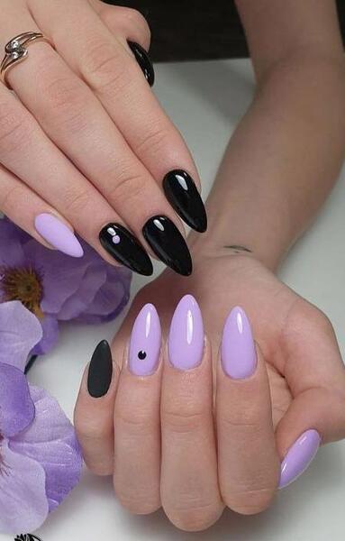 عکس طرح ناخن قرمز مشکی