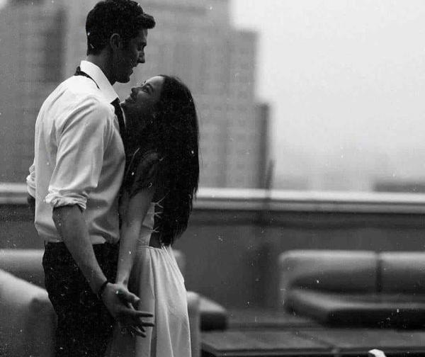 عکس سیاه سفید عاشقانه بدون متن