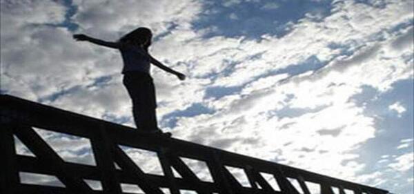 عکس خودکشی تولد