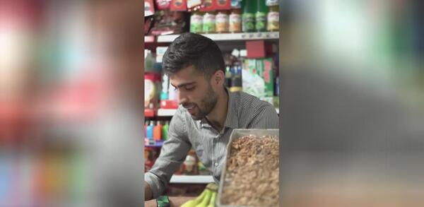 عکس مستر چشمک و همسرش